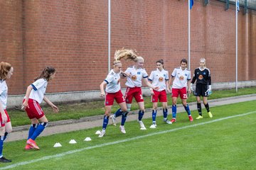 Bild 36 - wBJ Hamburger SV - Holstein Kiel : Ergebnis: 2:0